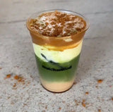 Cremiger Genuss im Glas: Lotus-Creme-Matcha 🤍🍪